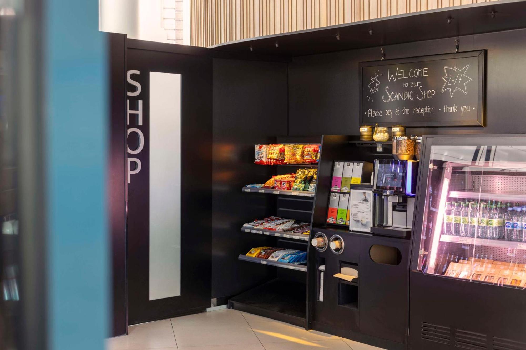 Scandic Hamburg Emporio Bagian luar foto