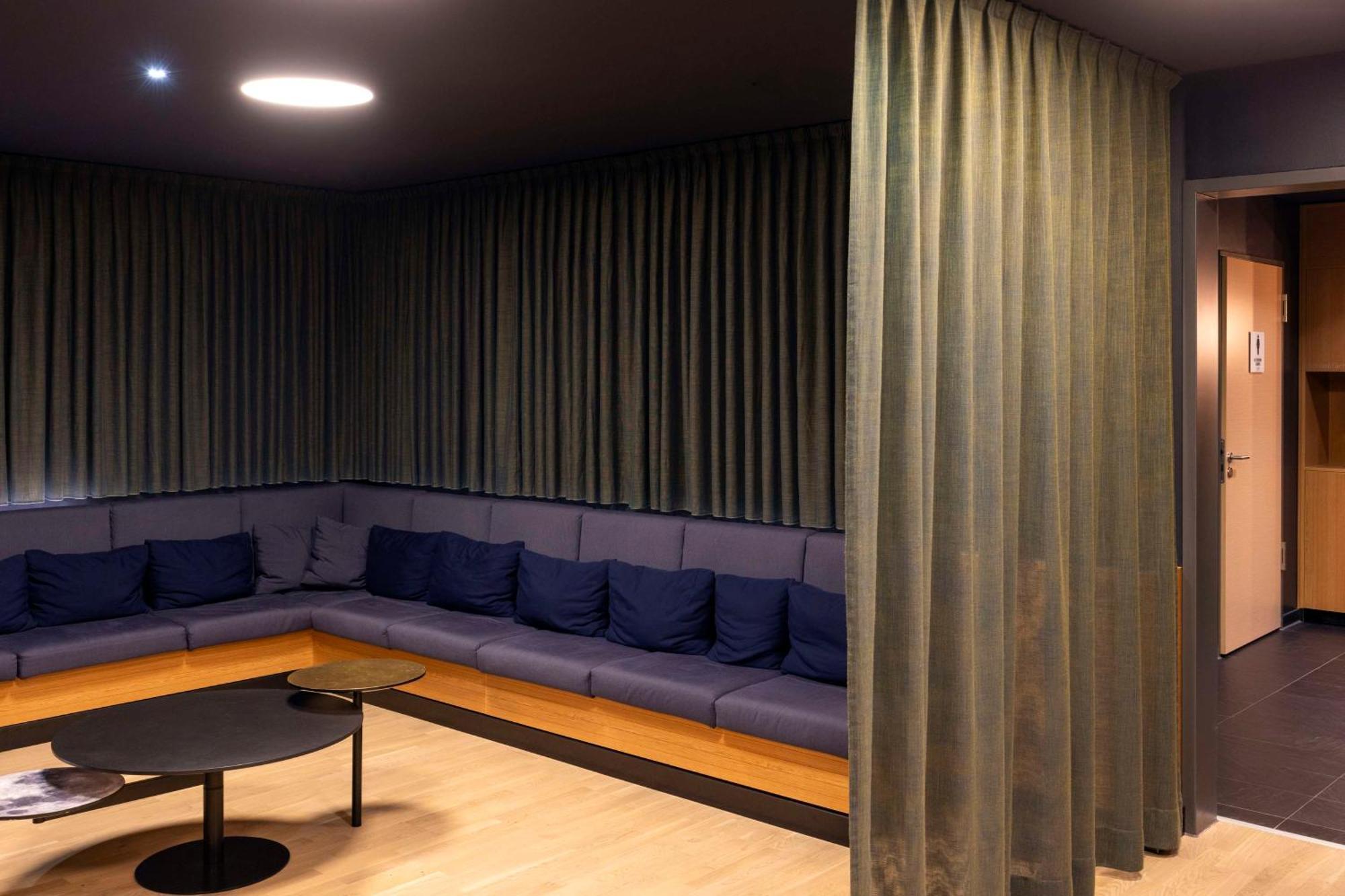 Scandic Hamburg Emporio Bagian luar foto
